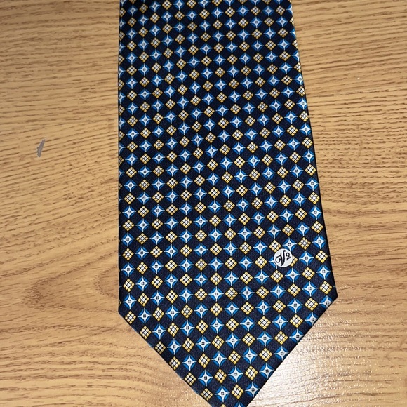 Versace tie - Picture 2 of 4